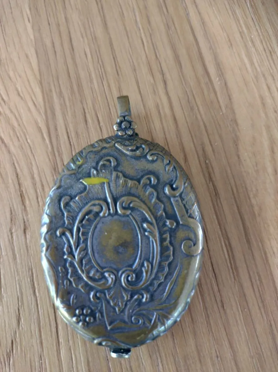 Vintage Pendant Mirror can post - Image 2