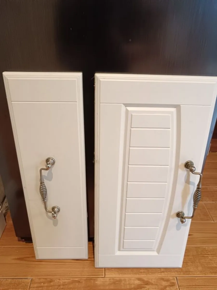 Farmhouse Style Kitchen Doors/wall cabinet - Image 2