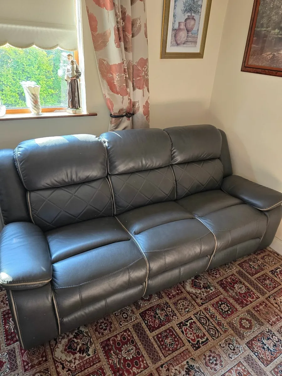 3 + 1 + 1 All Recliner Set - Like New - Image 1