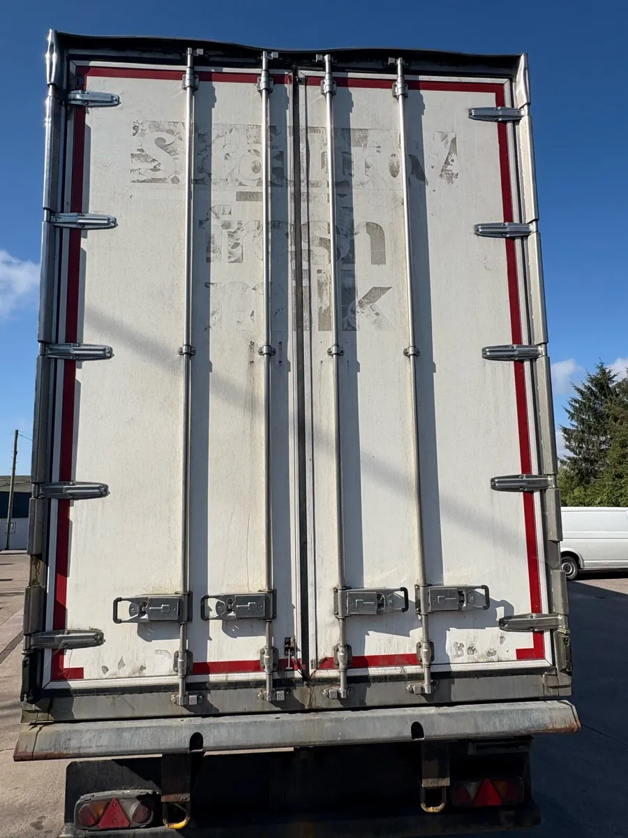 Insulated container - Image 2