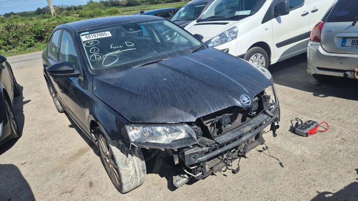 2016 Skoda Octavia 1.6 Diesel CXX for Breaking! - Image 3