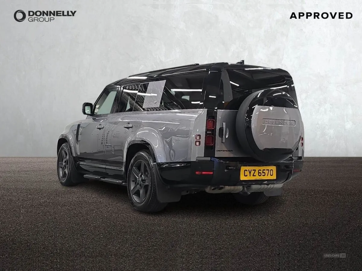 Land Rover Defender 3.0 D300 X-dynamic SE 130 5dr - Image 2