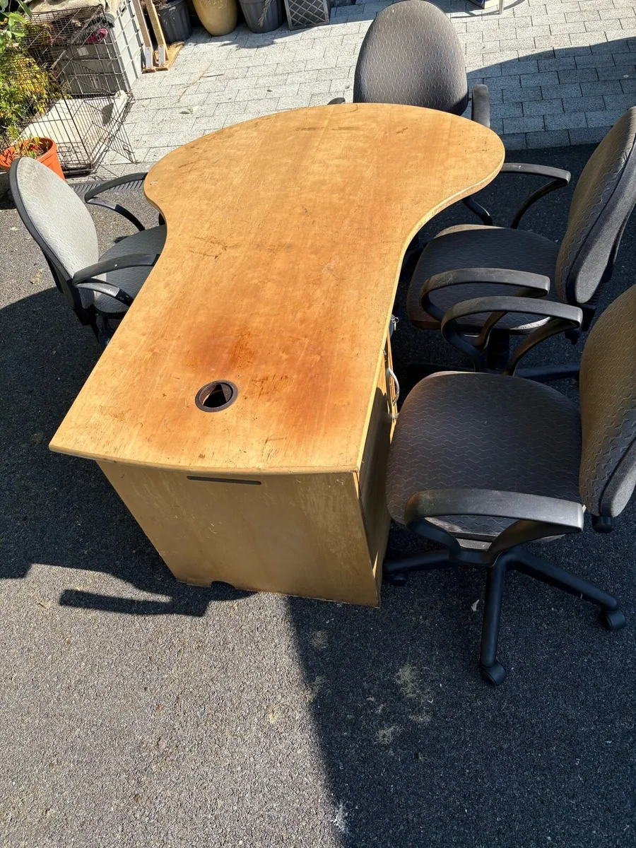 office desk and chairs - Image 2