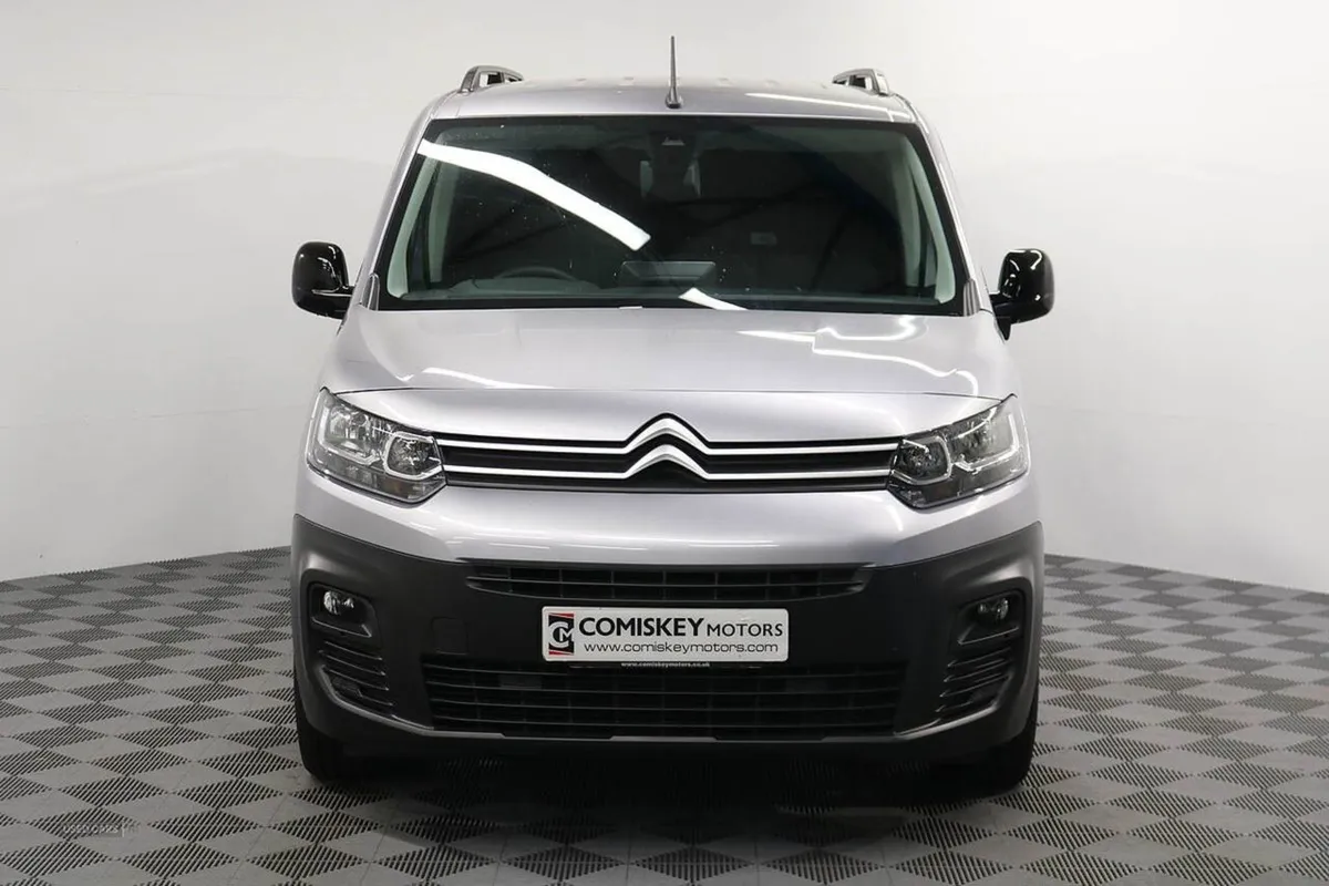 Citroen Berlingo Bluehdi 1000 Driver Edition M - Image 2