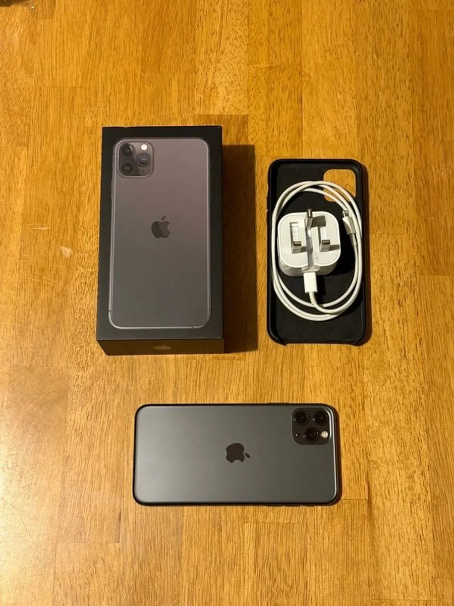 iPhone 11 Pro Max 256GB (factory unlocked) - Image 1