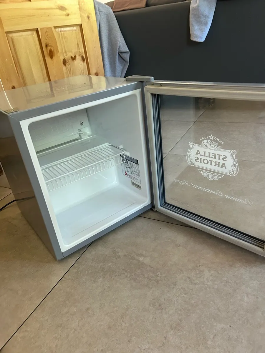 Stella Artois mini fridge - Image 4