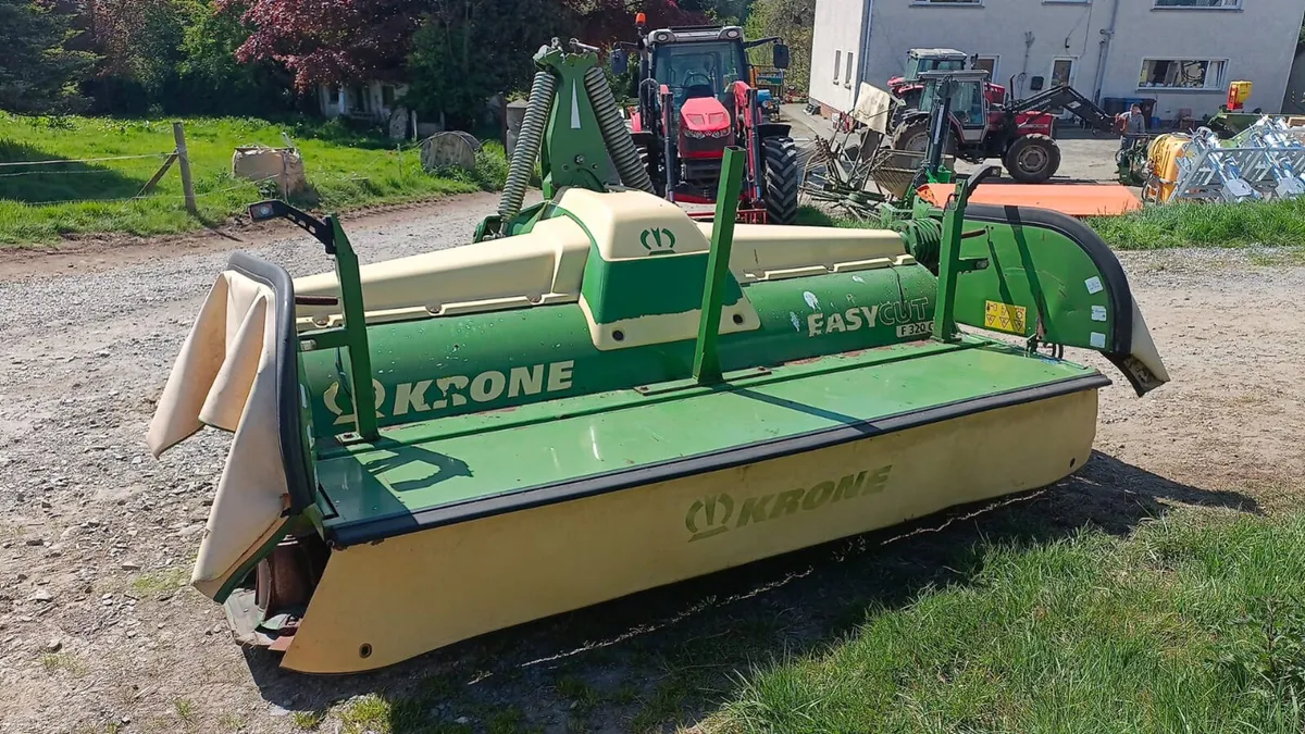Farm machinery - Image 1