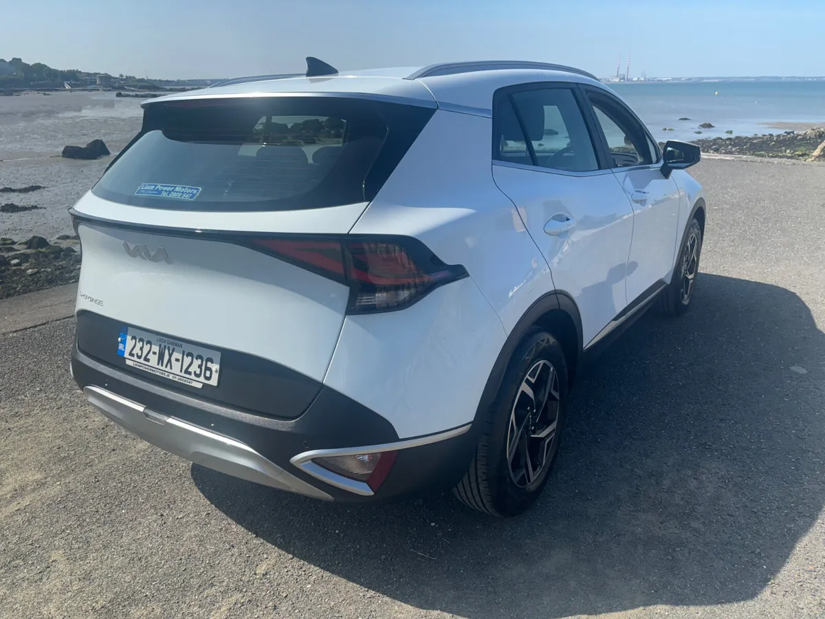 232 Kia Sportage (only 9000 KLMs) - Image 4
