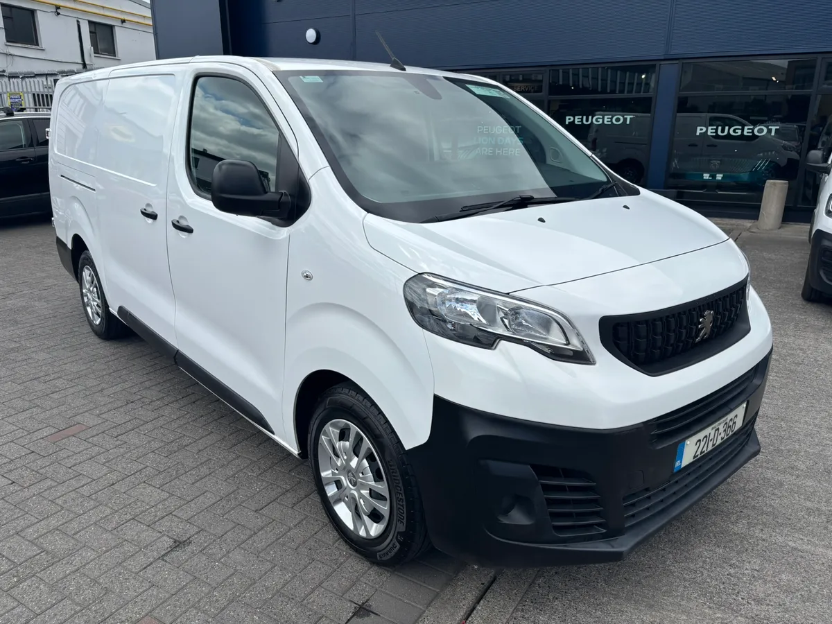 2022 Expert 2.0 LWB - Image 1