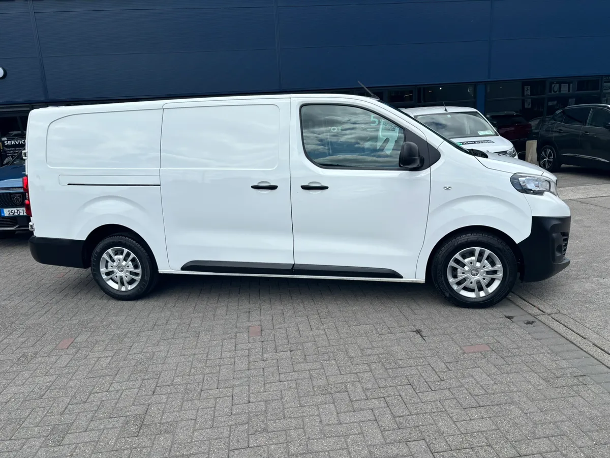2022 Expert 2.0 LWB - Image 3