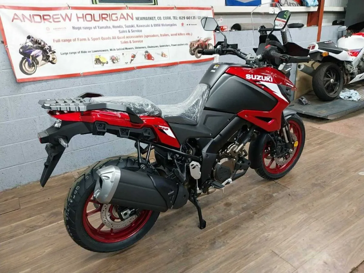 Suzuki DL1050 V-Strom New in Stock - Image 4