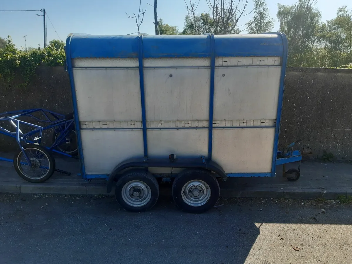 Cattle trailer - Image 2