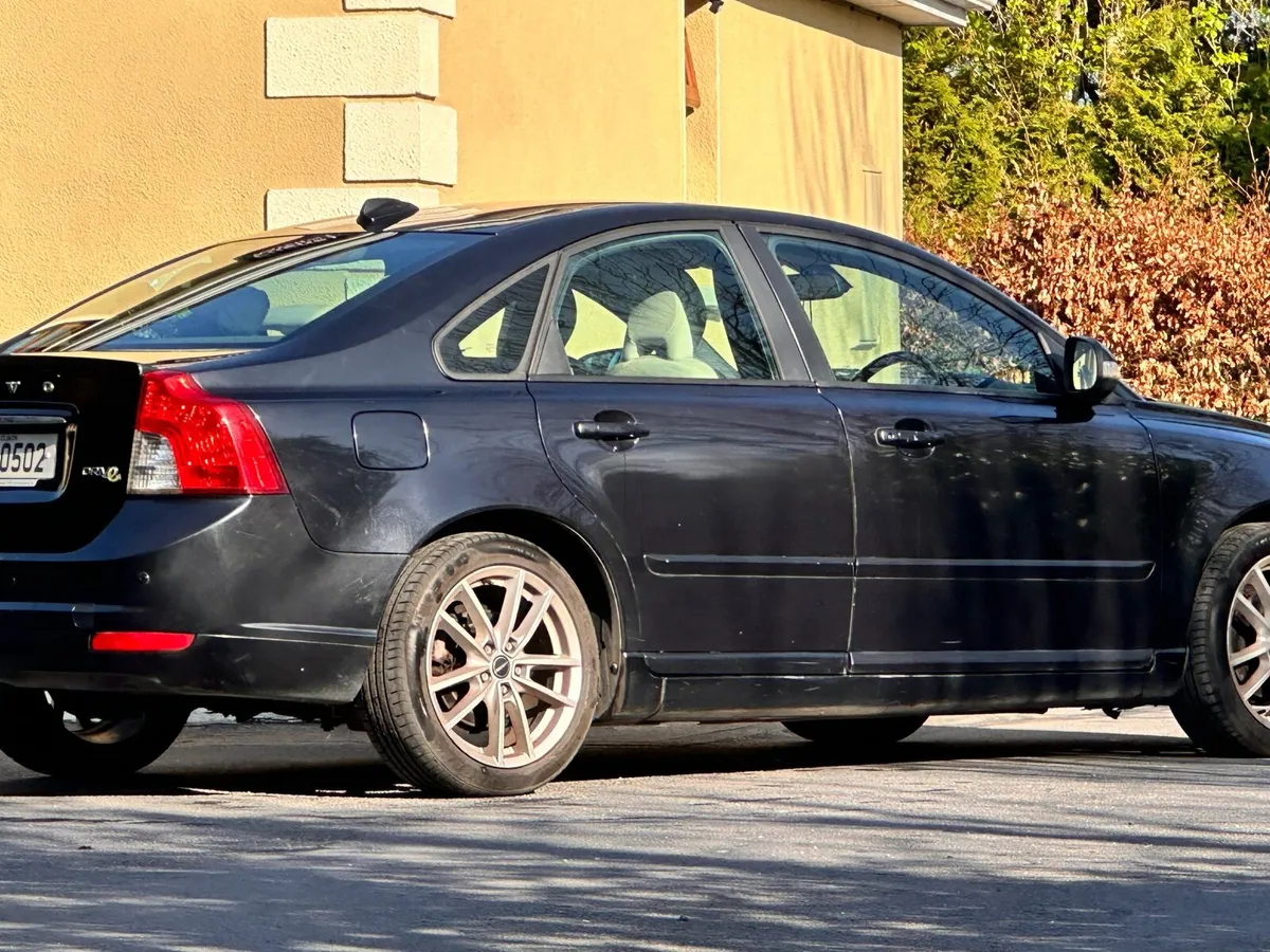 Volvo S40 1.6 Diesel NCT PASS - Image 4