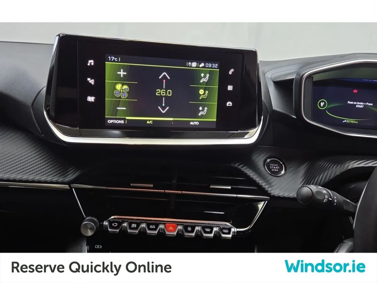 Peugeot 208 1.2 Puretech 130 hp Auto Allure Pack - Image 3