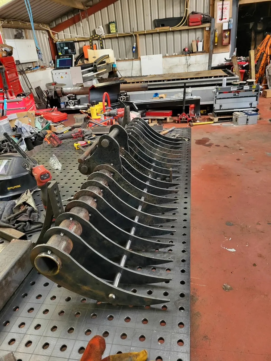 Mini digger lawn rakes - Image 1