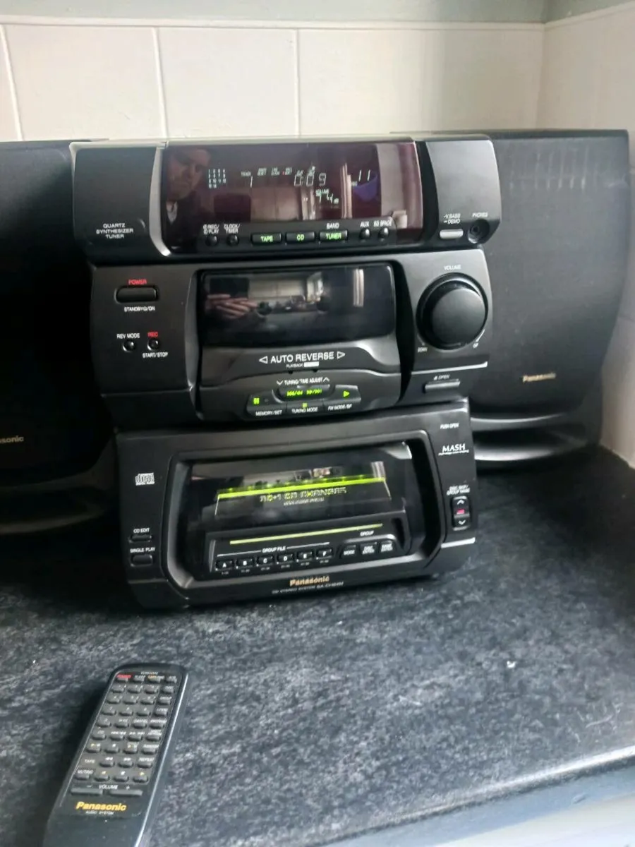 Panasonic cd player - Image 1