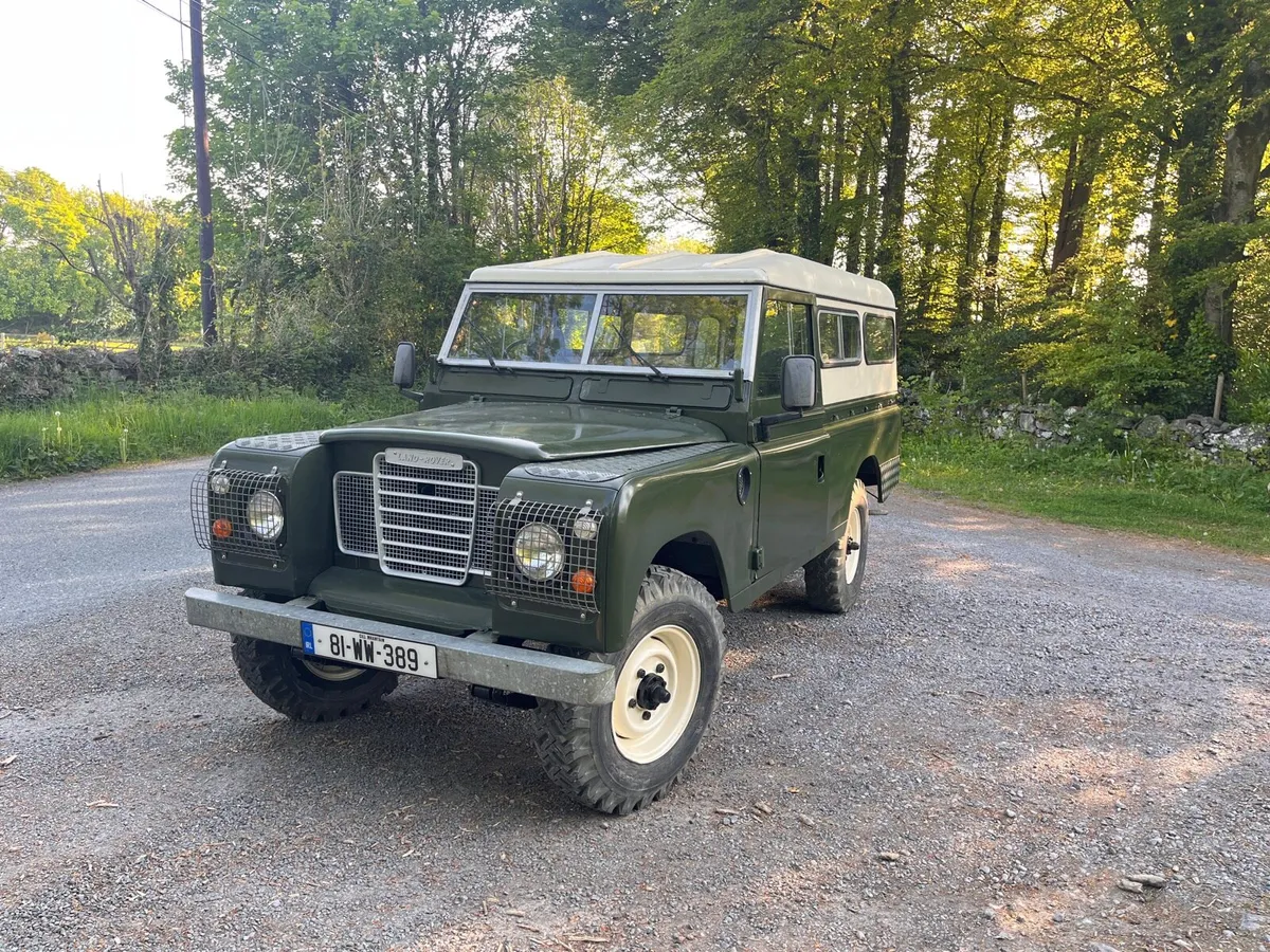 Landrover series 3 109 - Image 2