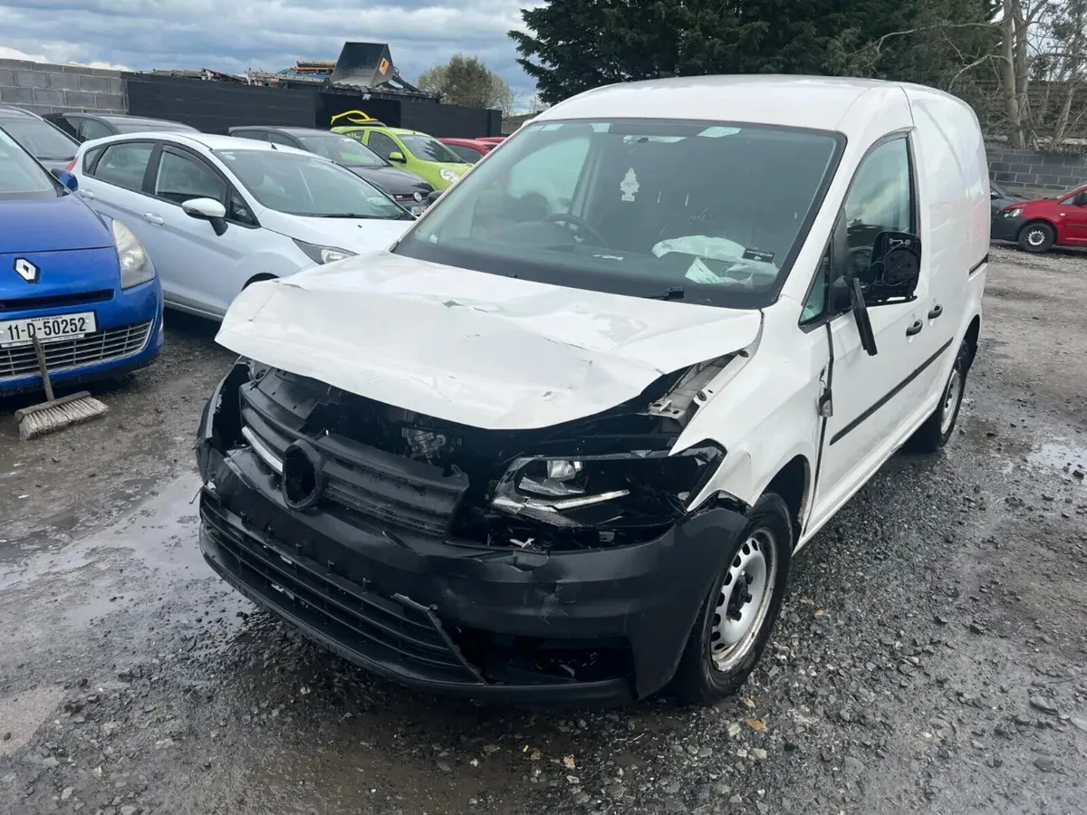 2019 Vw Caddy 2.0 Tdi Driving - Image 4