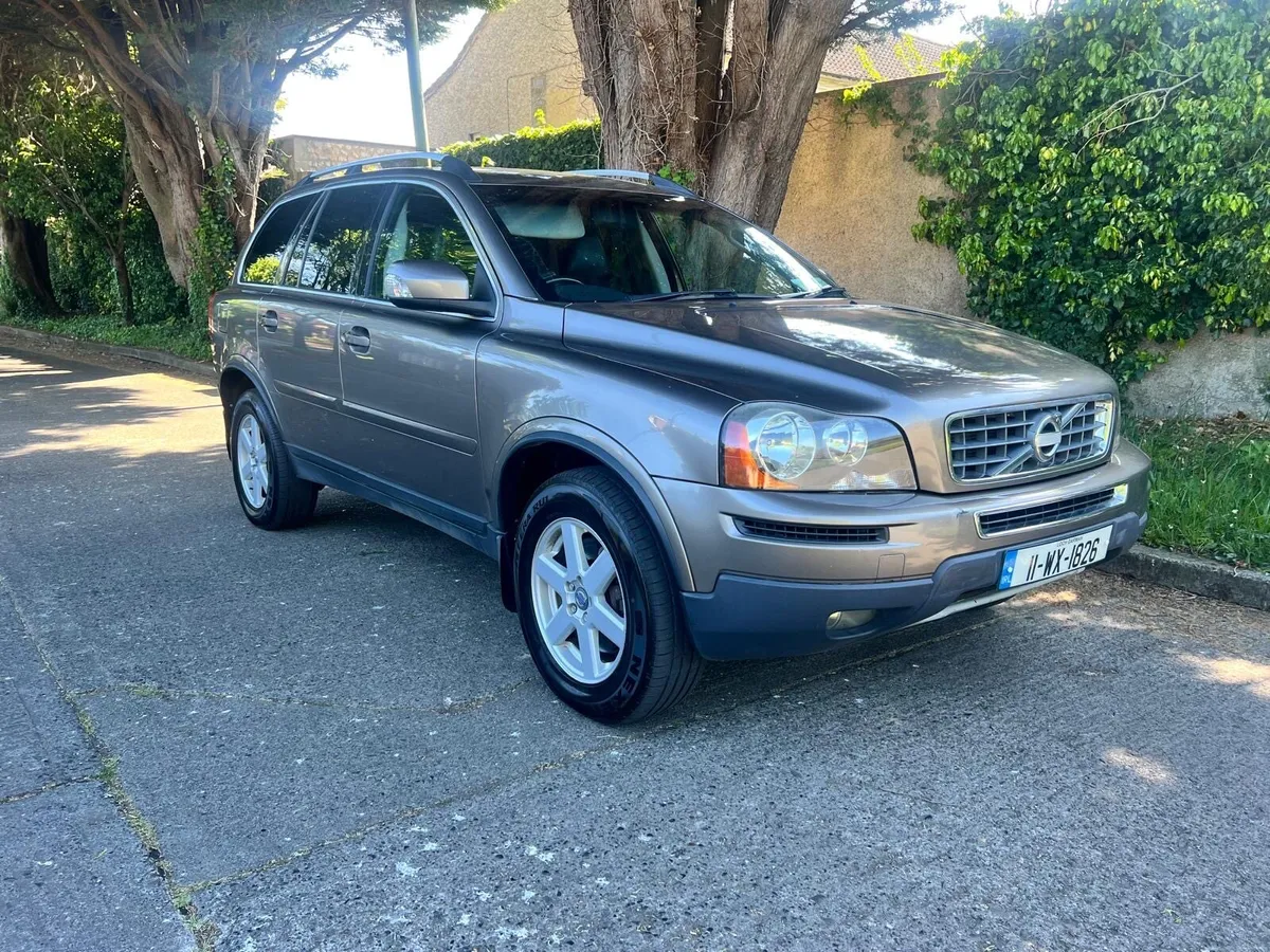 2011 XC90 D5 200hp AWD 7 Seater - Image 1