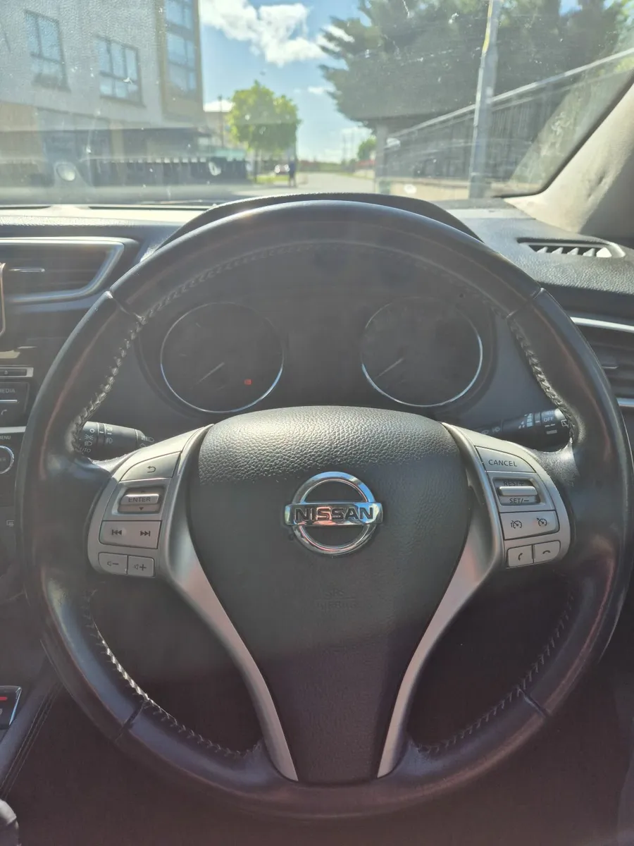 Nissan Qashqai 2017 - Image 3