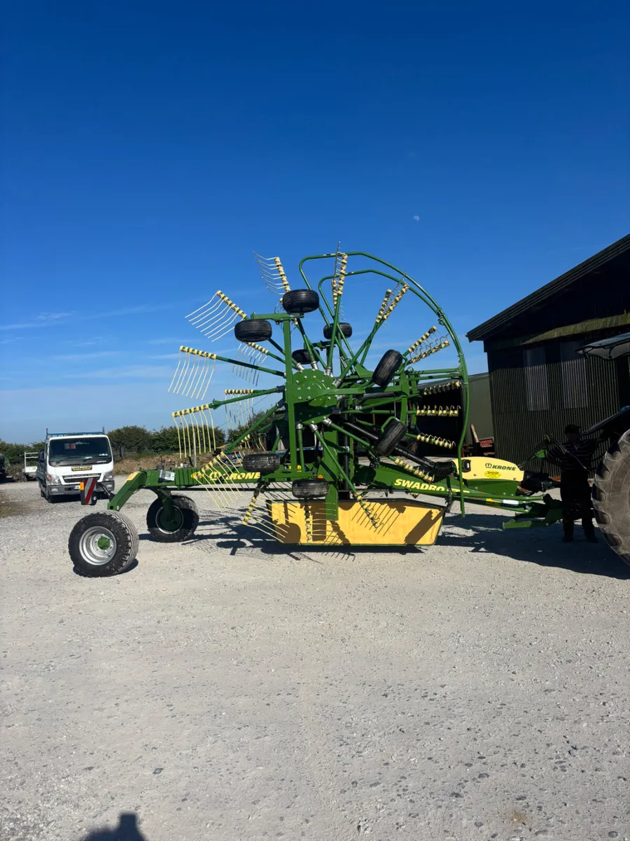 0% Finance Krone TC 880 Rake - Image 1
