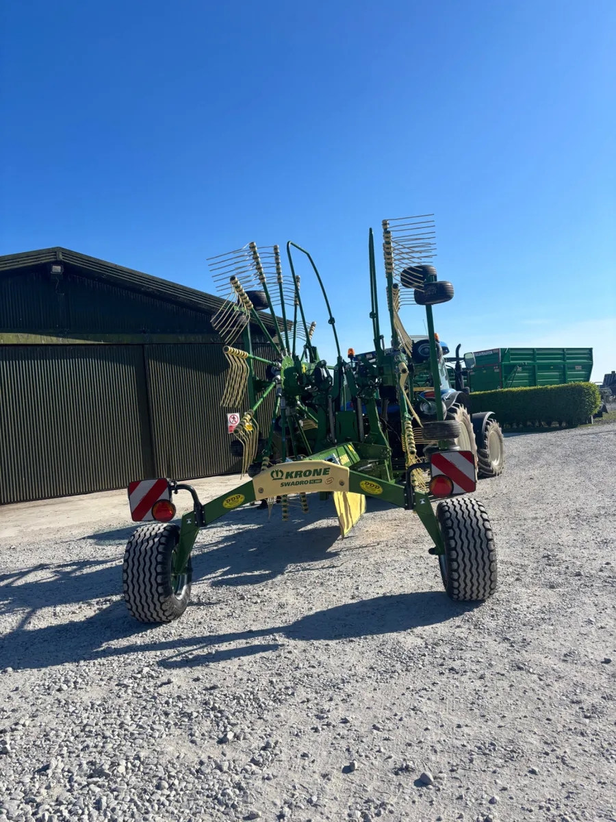 0% Finance Krone TC 880 Rake - Image 2