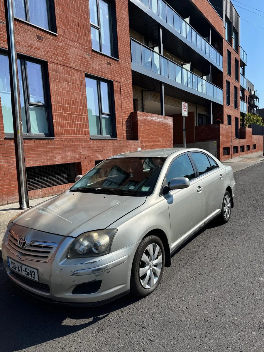 Toyota Avensis 2008 - Image 2