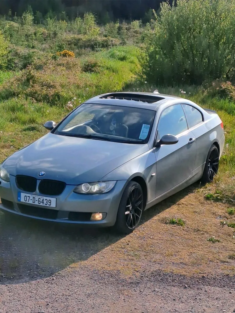 Bmw E92 325i manual - Image 1