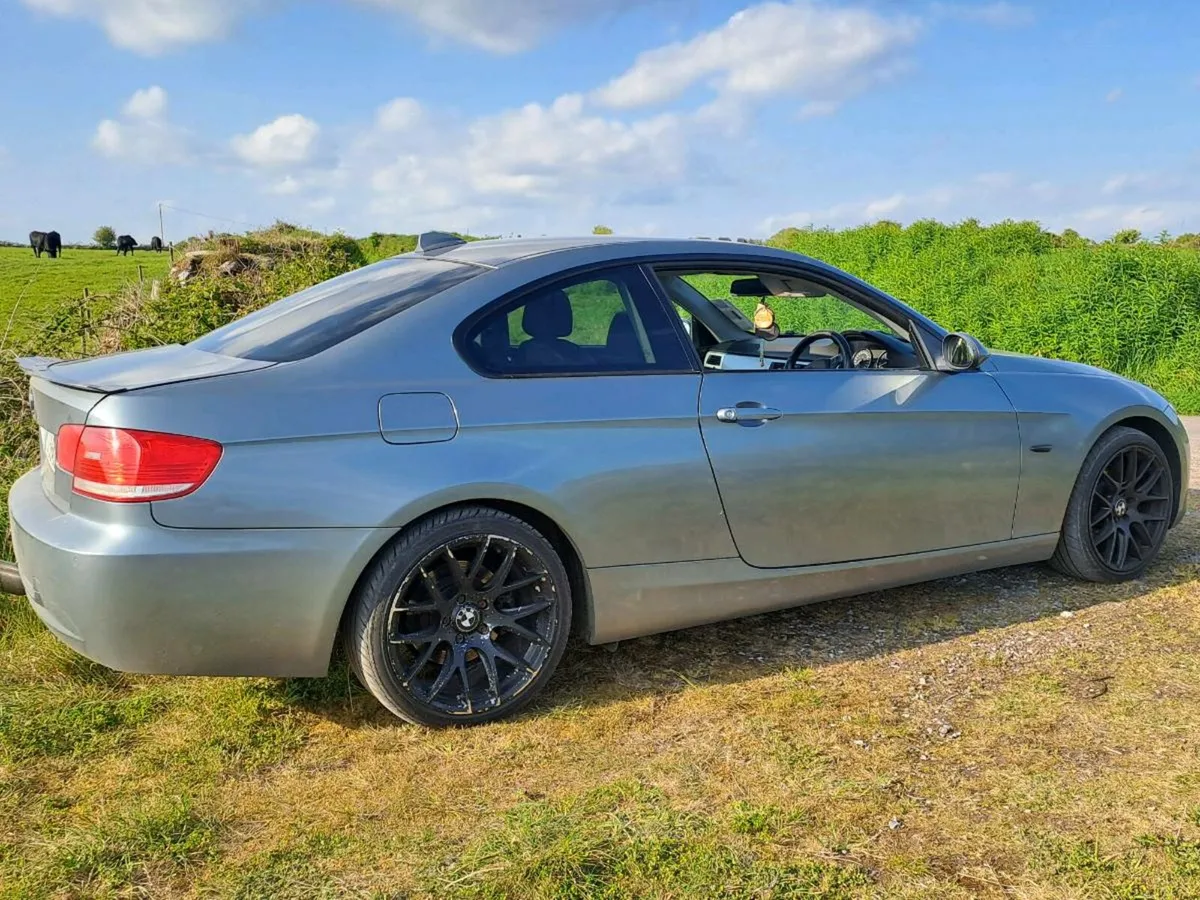 Bmw E92 325i manual msport - Image 4