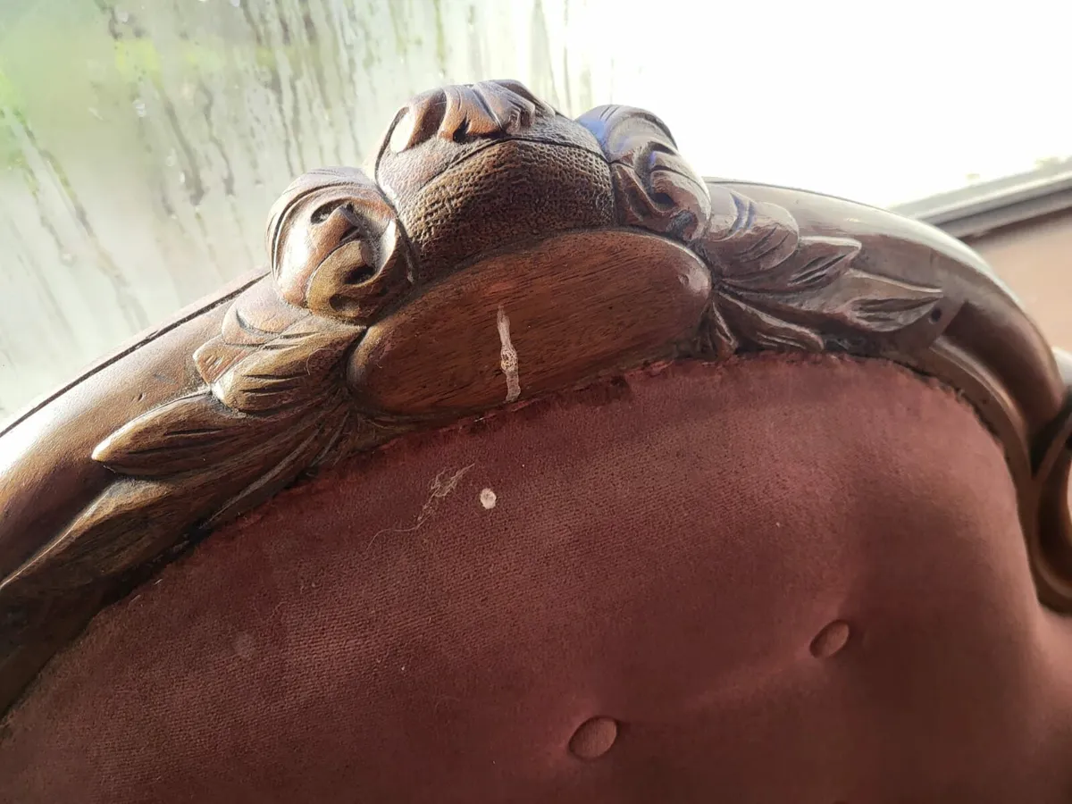 Victorian Sofa - Image 3