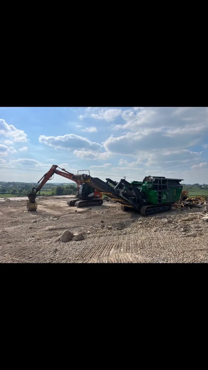Crusher hire demolition  digger hire Attachemnts - Image 2