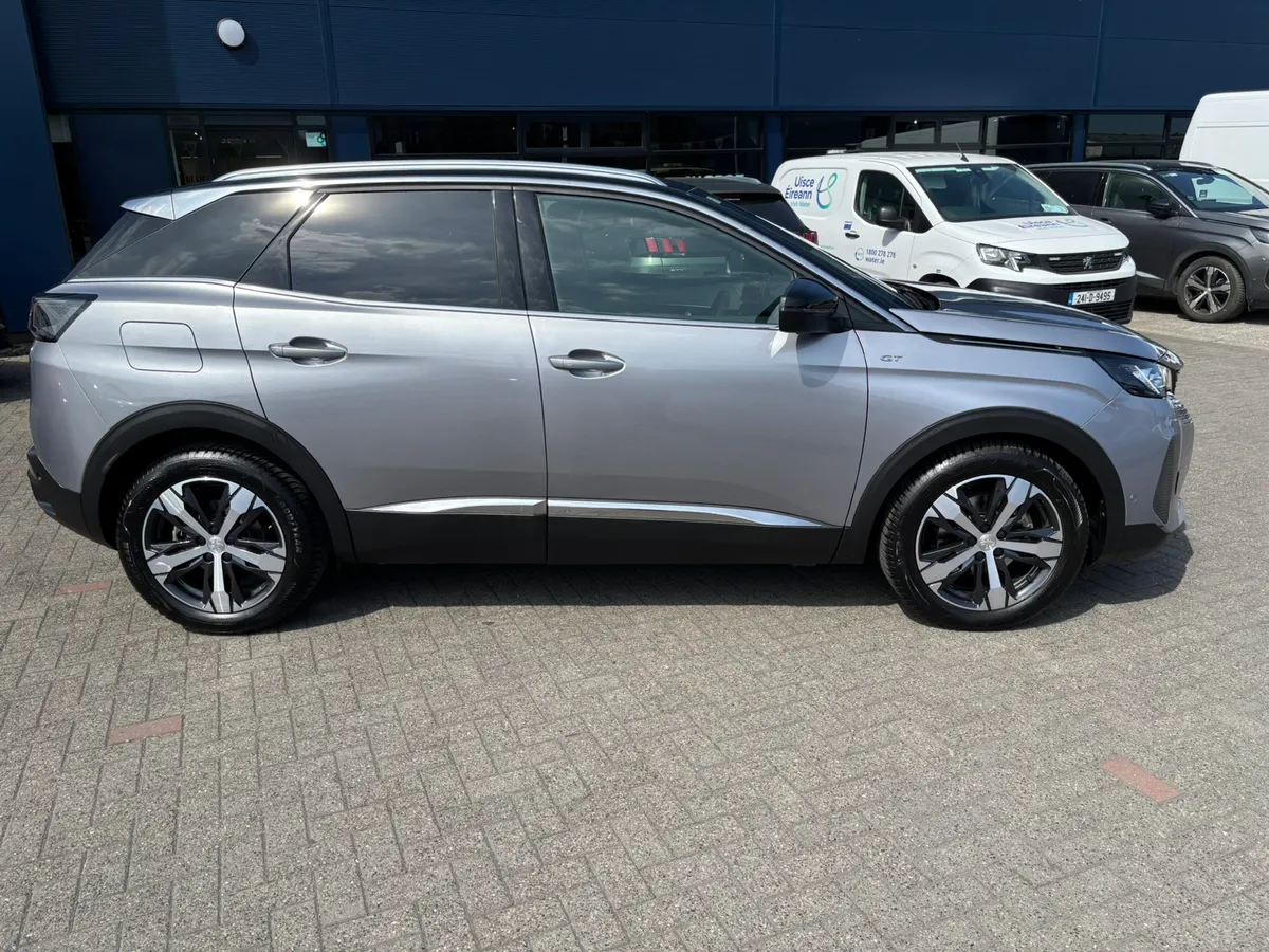 2023 Peugeot 3008 GT 1.5d - Image 3