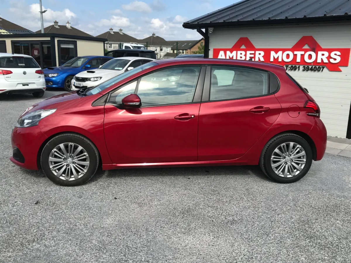 161 Peugeot 208 Automatic Manual - Image 3