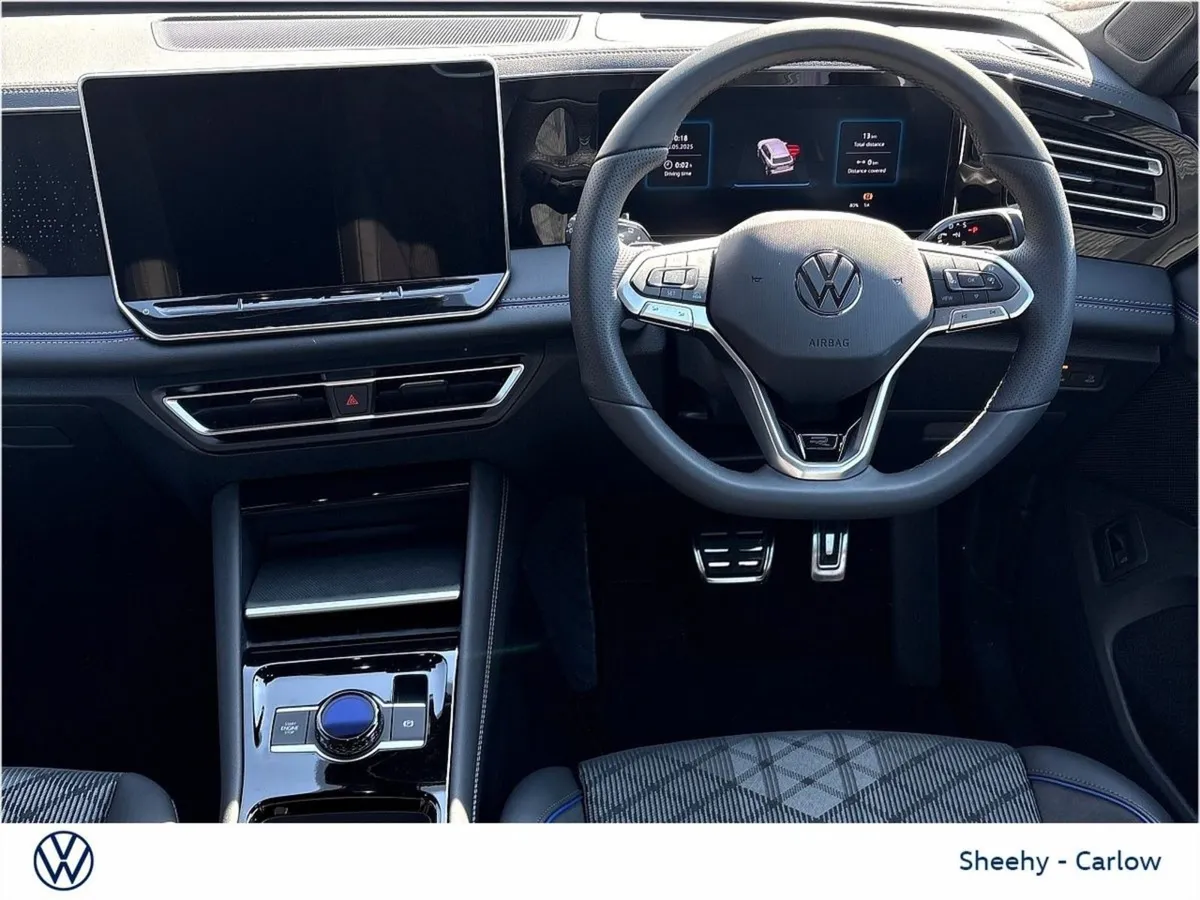 Volkswagen Tiguan 2.0tdi Rline 75 DSG 5DR - Image 2