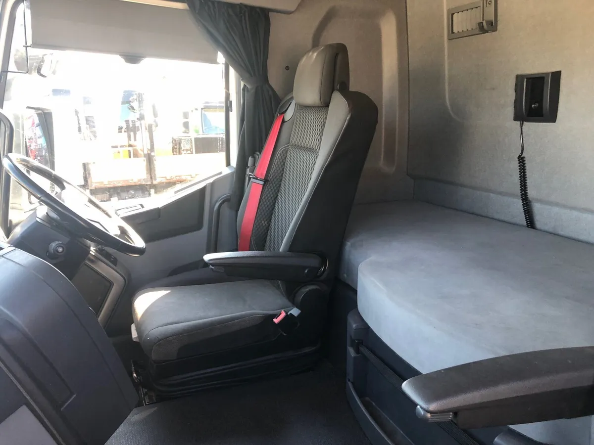 2019 Renault  T Range 6x2 480 13 ltr - Image 2