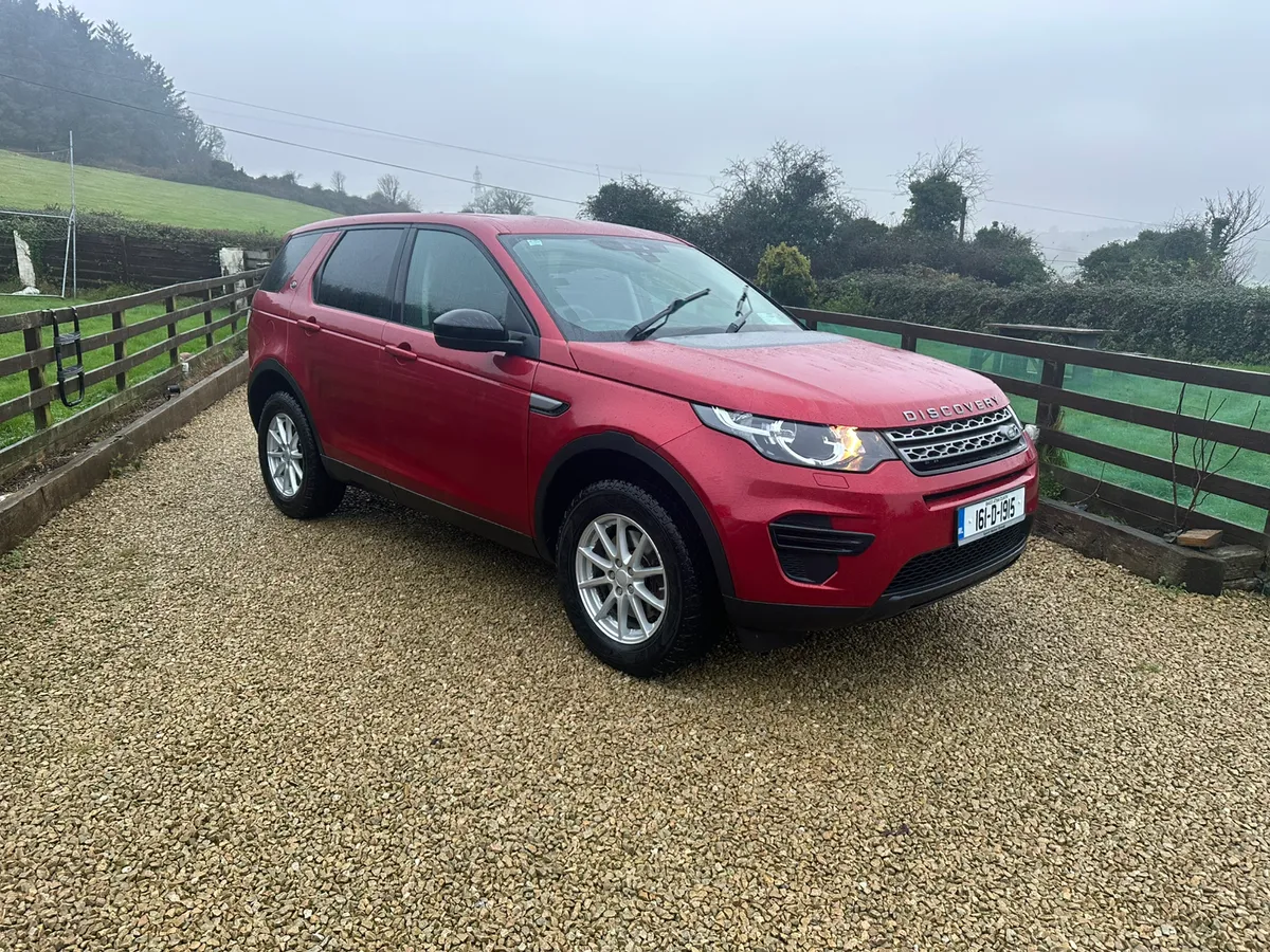 Land Rover Discovery Sport 2016 - Image 1