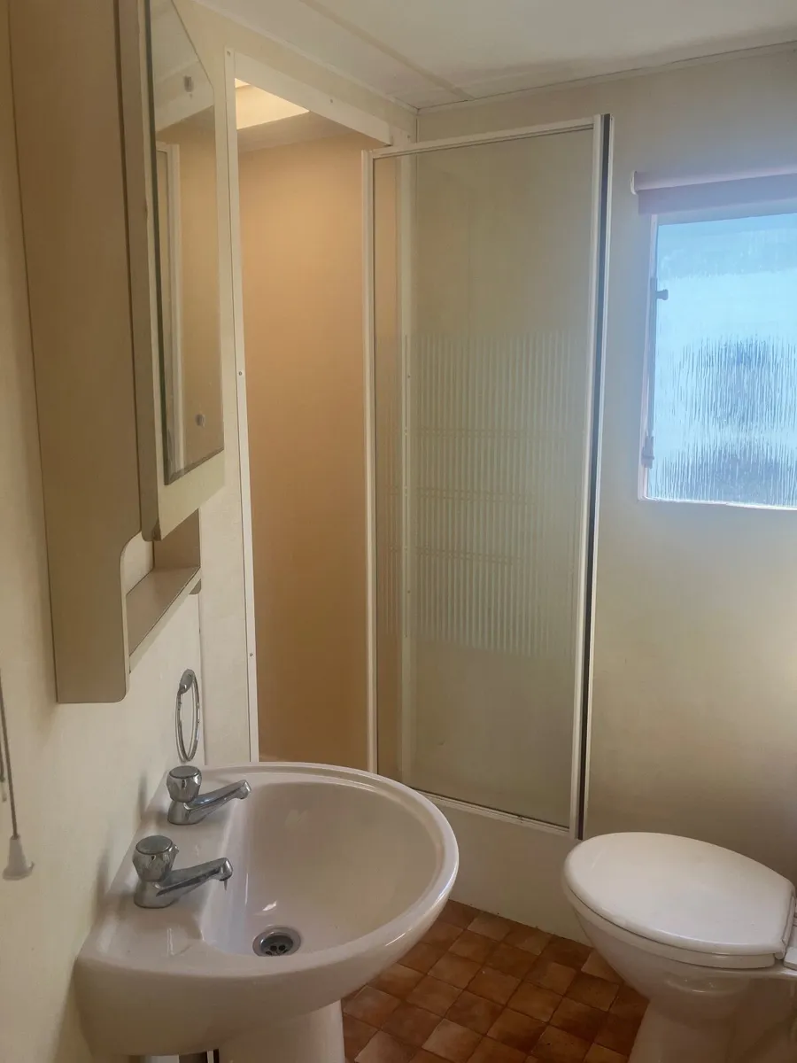 ARE YOU LOOKING FOR A 10FT WIDE 3 BED - Image 4