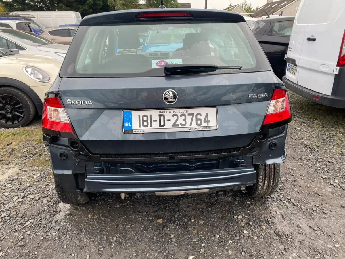2018 Skoda Fabia 1.0 Petrol Driving - Image 4