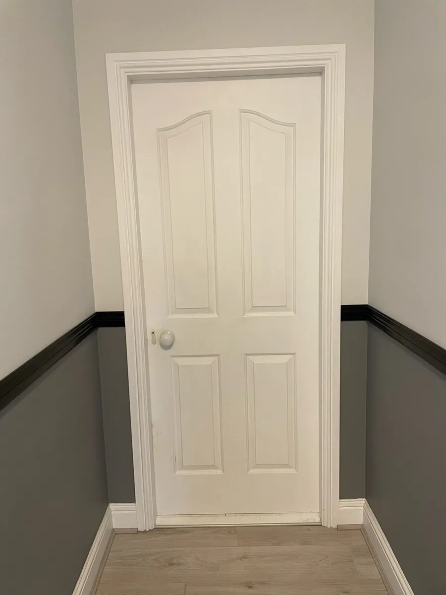 Set of 5 doors with porcelain door knobs - Image 3