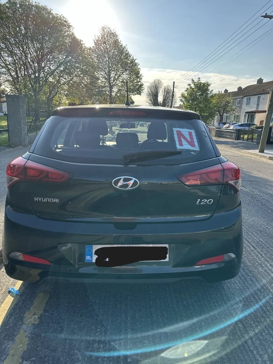Hyundai i20 2016-Low mileage - Image 4