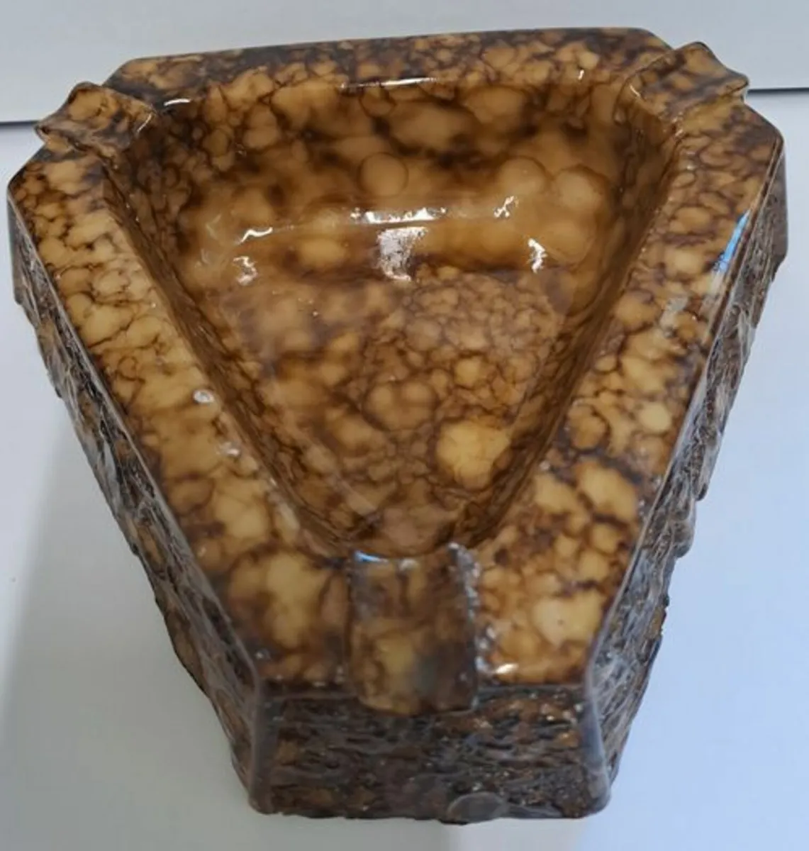 Vintage ashtray and cigarette box - Image 1