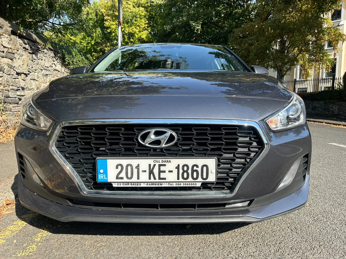 2020 HYUNDAI i30 PETROL SERVICE HISTORY - Image 2
