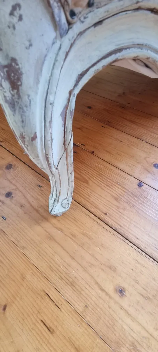 Sofa - Image 4