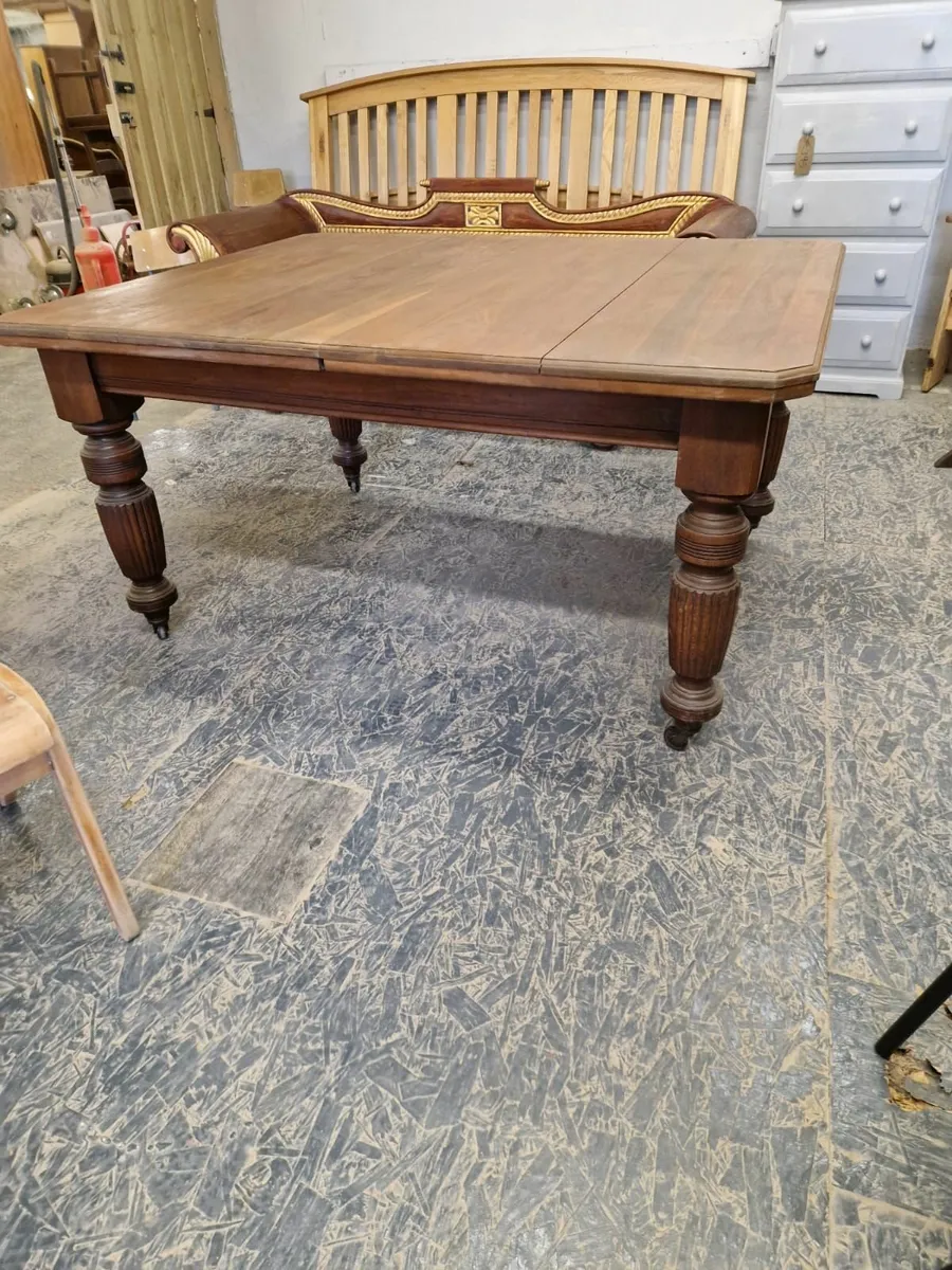 Large early 1900s extendable table - Image 4