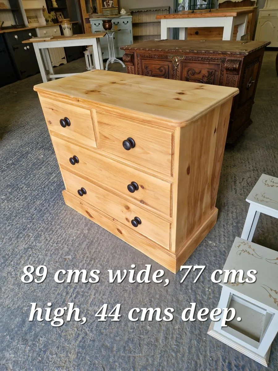 Vintage pine chest of drawers - Image 3