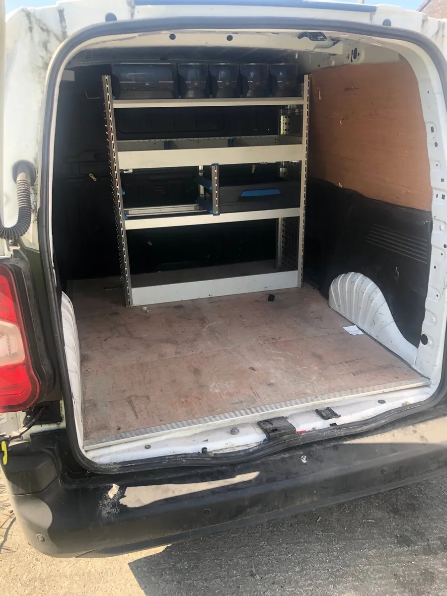 Opel combo 2022 - Image 3