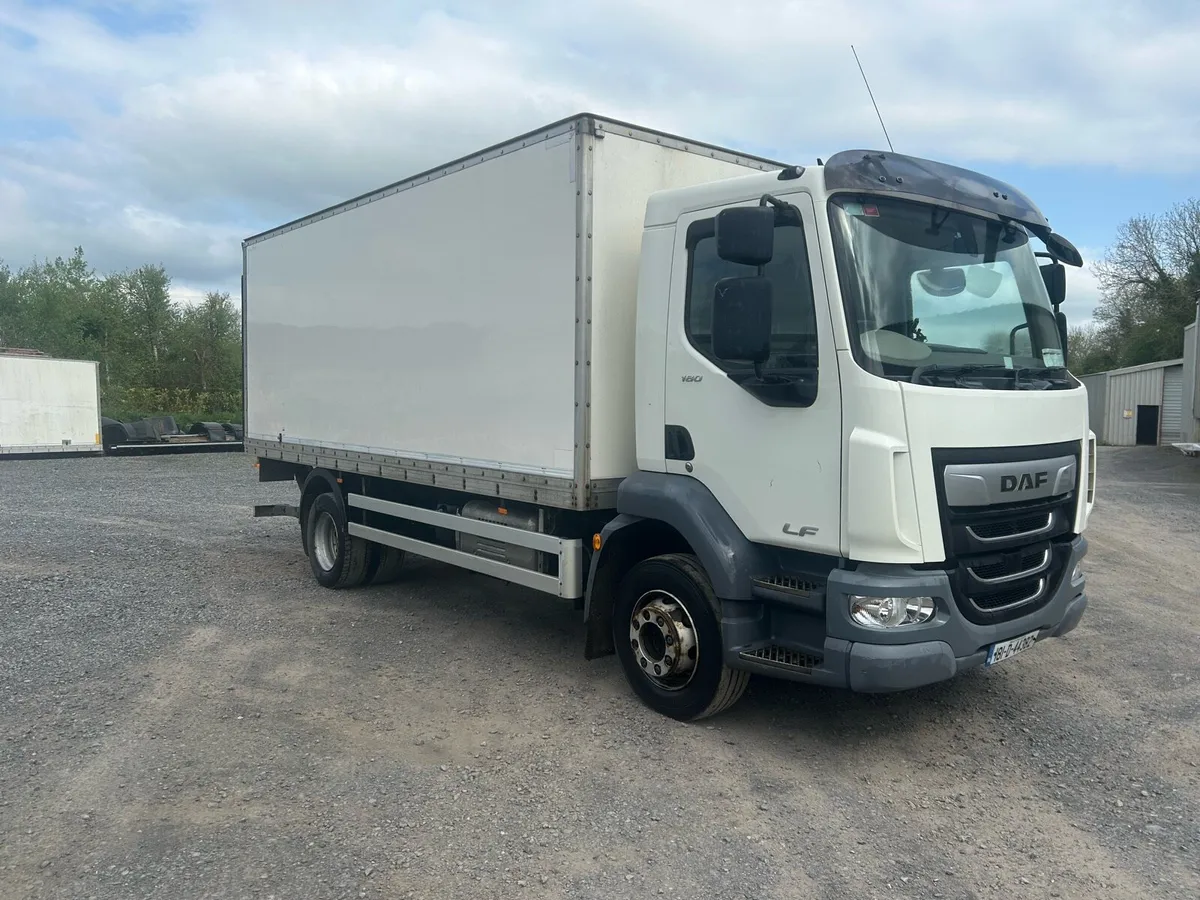 Daf 14ton box body - Image 1
