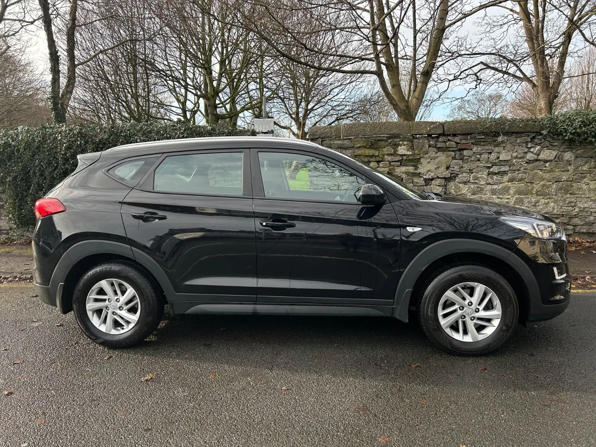 2019 HYUNDAI TUCSON DIESEL NCT APRIL 2027 - Image 4