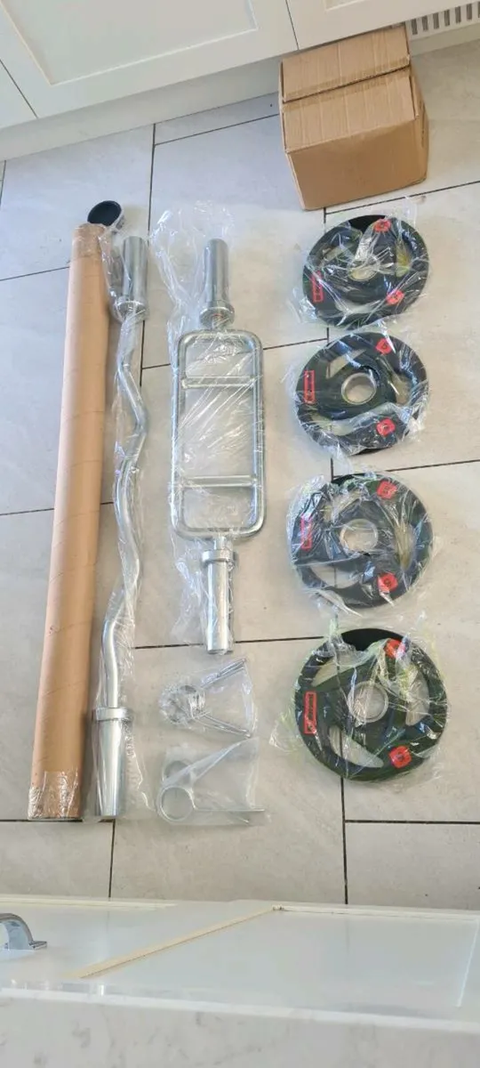 Large brand new Olympic weight lifting set - Image 1