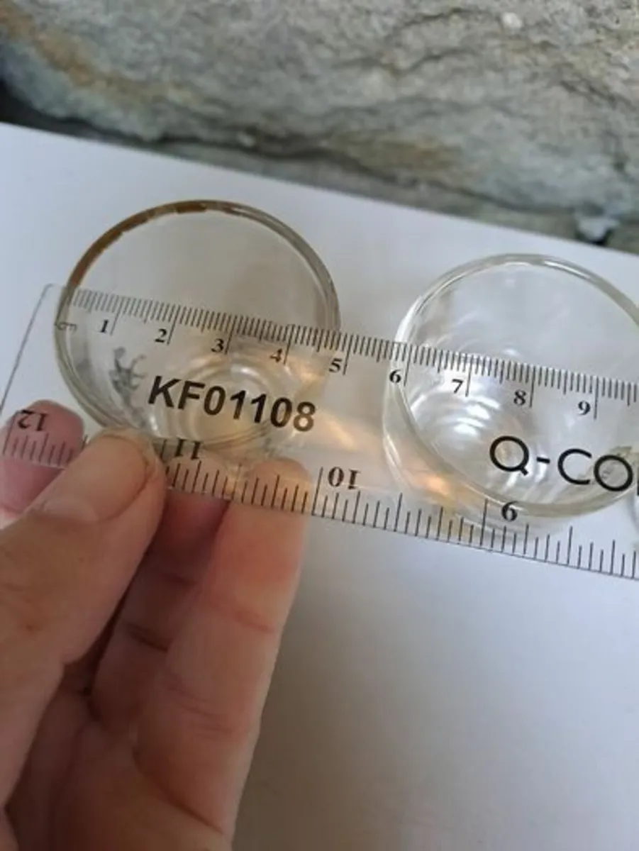 3 London shot glasses - Image 3
